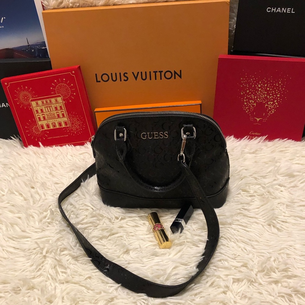 GUESS Black Signature Dome Crossbody Satchel